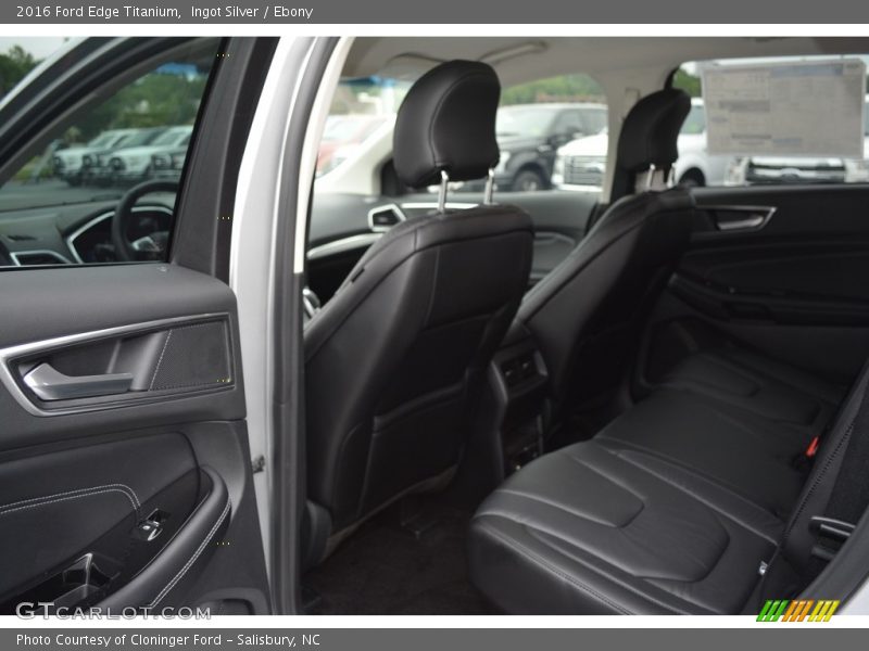 Ingot Silver / Ebony 2016 Ford Edge Titanium