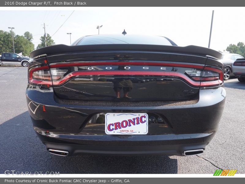 Pitch Black / Black 2016 Dodge Charger R/T