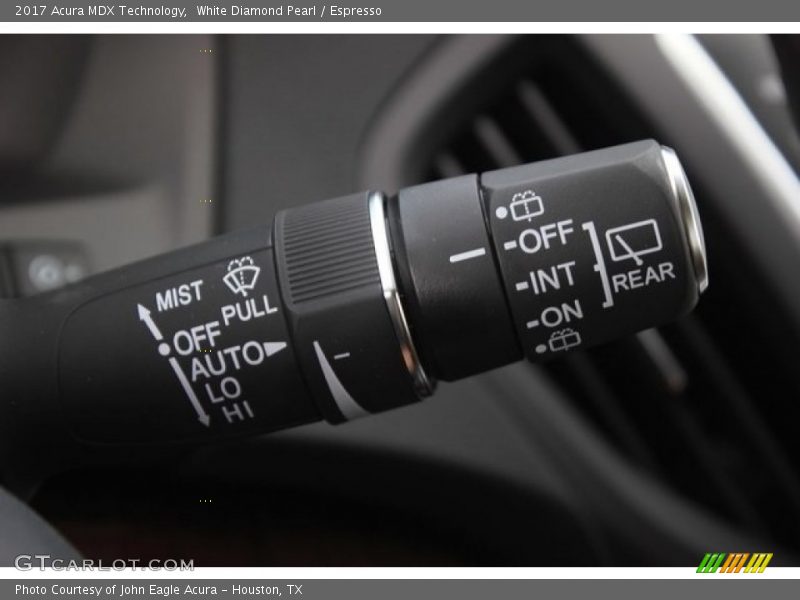 White Diamond Pearl / Espresso 2017 Acura MDX Technology