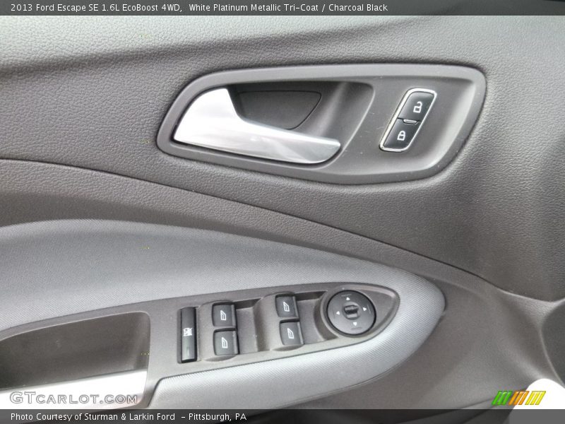White Platinum Metallic Tri-Coat / Charcoal Black 2013 Ford Escape SE 1.6L EcoBoost 4WD