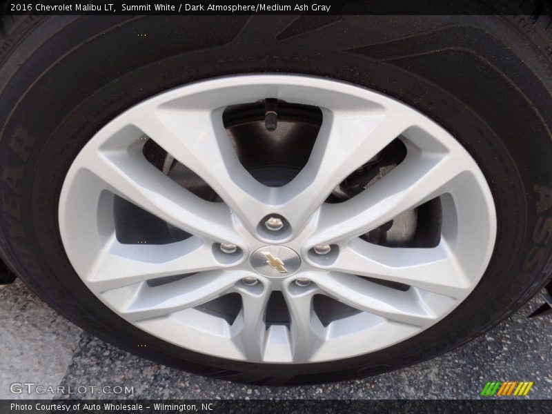Summit White / Dark Atmosphere/Medium Ash Gray 2016 Chevrolet Malibu LT