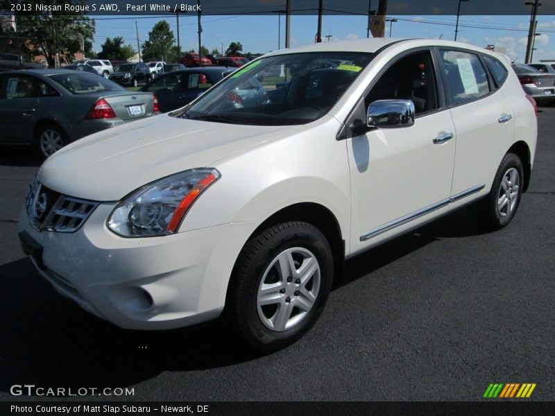 Pearl White / Black 2013 Nissan Rogue S AWD