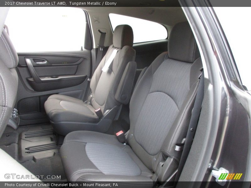 Tungsten Metallic / Ebony 2017 Chevrolet Traverse LT AWD