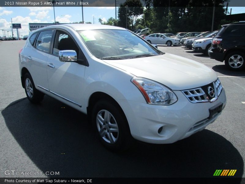Pearl White / Black 2013 Nissan Rogue S AWD
