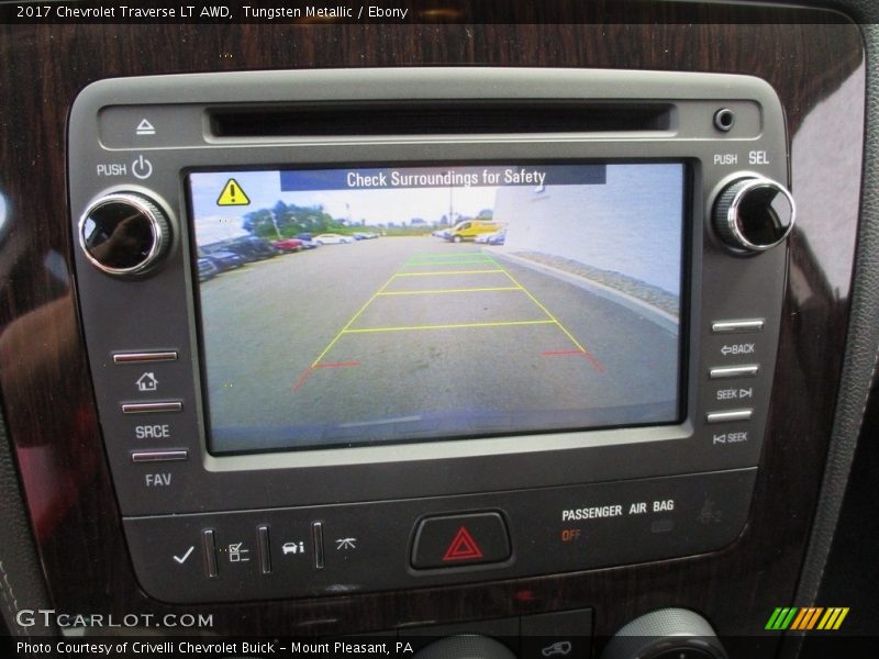 Tungsten Metallic / Ebony 2017 Chevrolet Traverse LT AWD