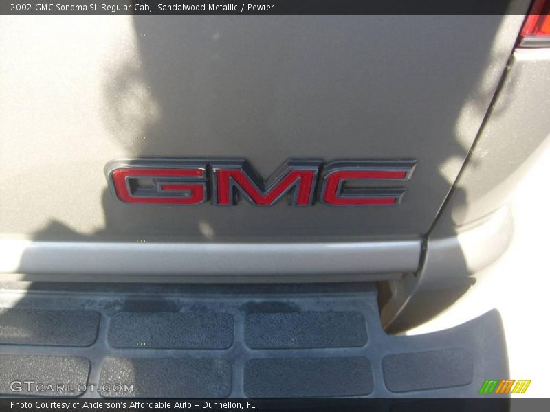 Sandalwood Metallic / Pewter 2002 GMC Sonoma SL Regular Cab