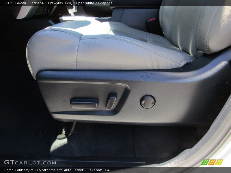 Super White / Graphite 2015 Toyota Tundra SR5 CrewMax 4x4