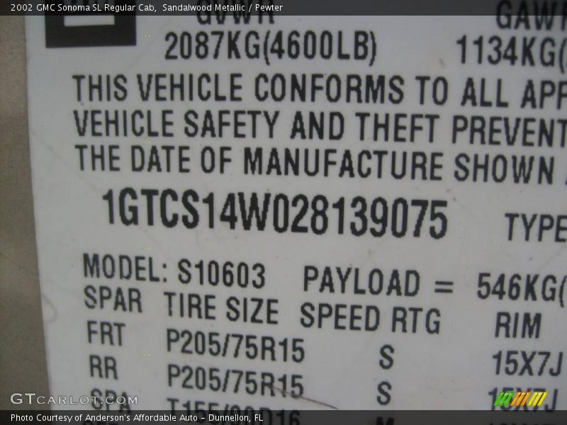 Sandalwood Metallic / Pewter 2002 GMC Sonoma SL Regular Cab