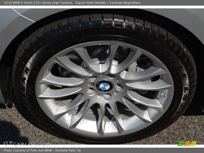 Glacier Silver Metallic / Venetian Beige/Black 2016 BMW 5 Series 535i xDrive Gran Turismo