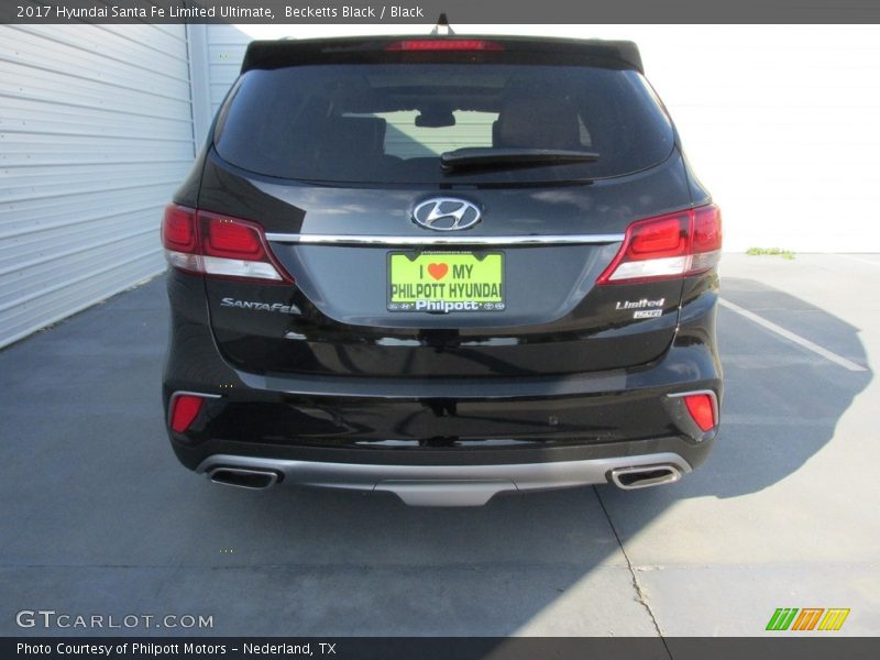 Becketts Black / Black 2017 Hyundai Santa Fe Limited Ultimate
