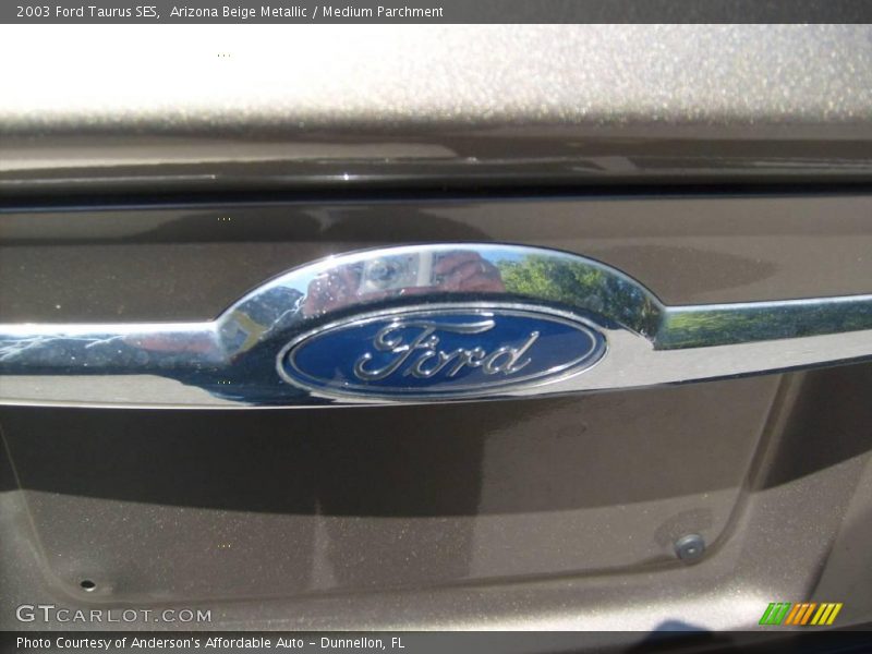 Arizona Beige Metallic / Medium Parchment 2003 Ford Taurus SES