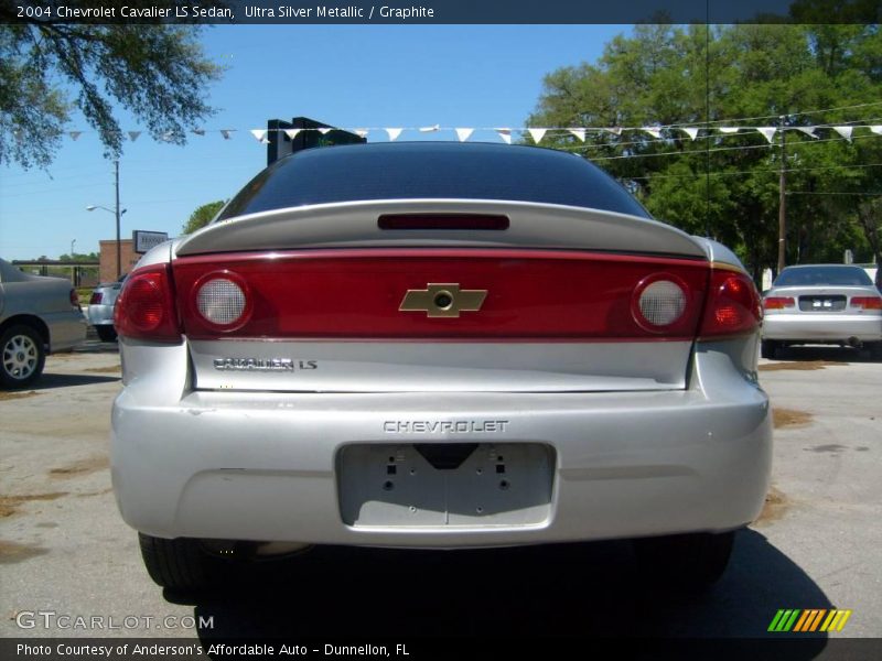Ultra Silver Metallic / Graphite 2004 Chevrolet Cavalier LS Sedan