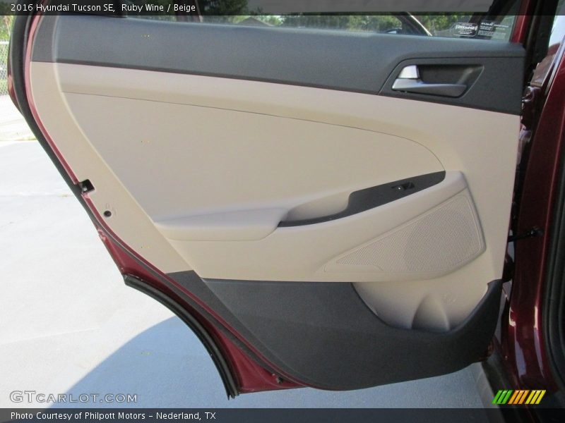 Ruby Wine / Beige 2016 Hyundai Tucson SE