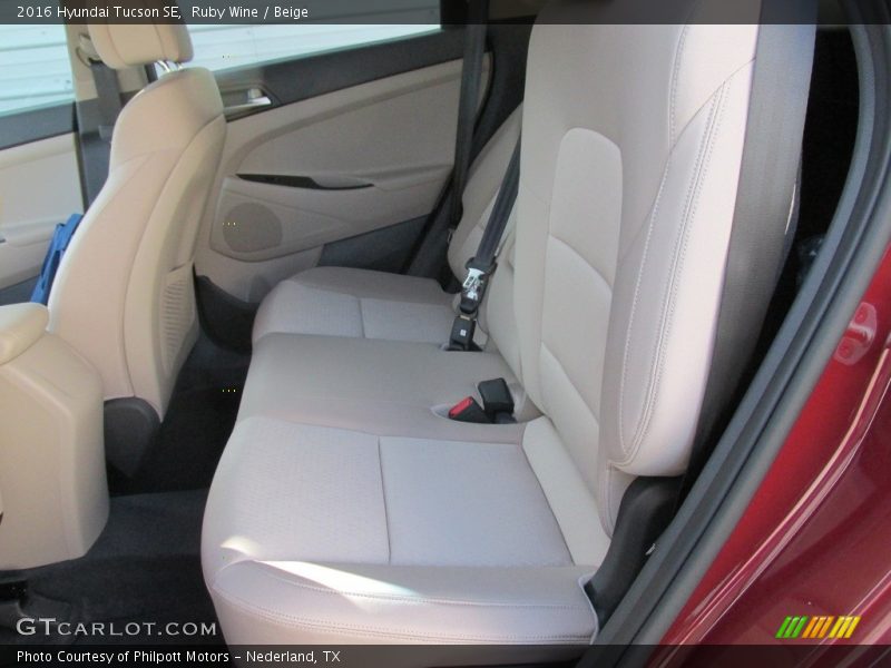 Ruby Wine / Beige 2016 Hyundai Tucson SE