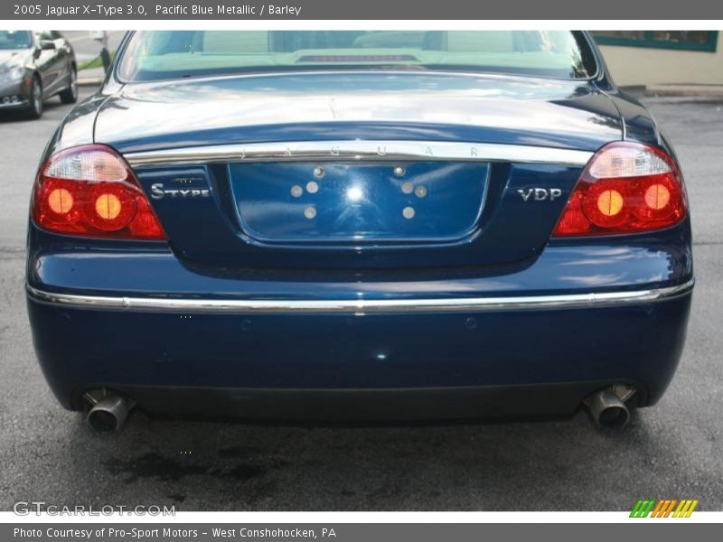 Pacific Blue Metallic / Barley 2005 Jaguar X-Type 3.0