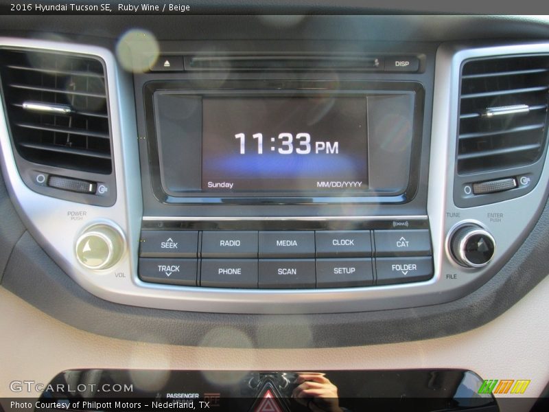 Ruby Wine / Beige 2016 Hyundai Tucson SE