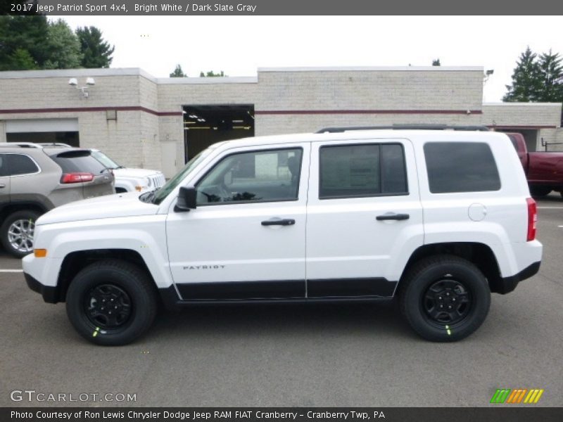 Bright White / Dark Slate Gray 2017 Jeep Patriot Sport 4x4