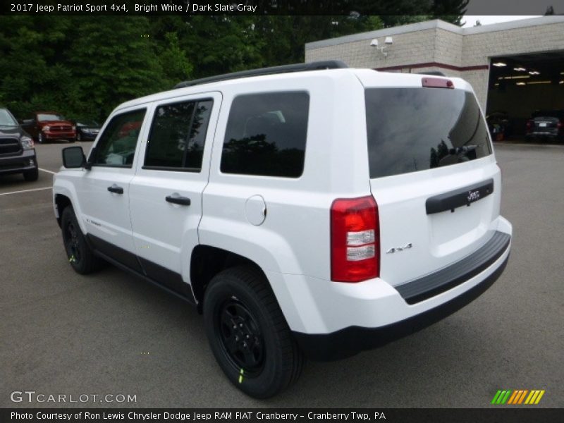 Bright White / Dark Slate Gray 2017 Jeep Patriot Sport 4x4