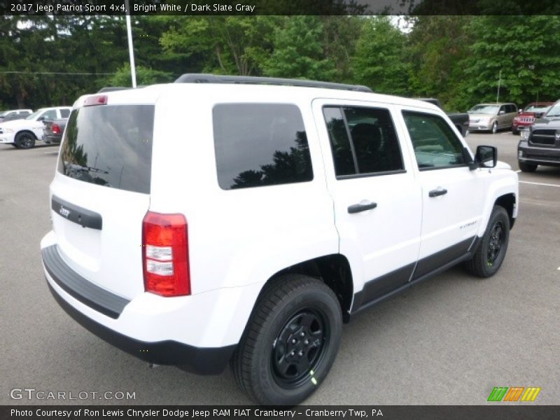Bright White / Dark Slate Gray 2017 Jeep Patriot Sport 4x4