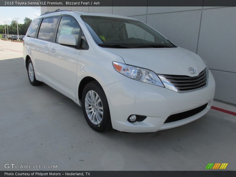 Blizzard Pearl / Ash 2016 Toyota Sienna XLE Premium