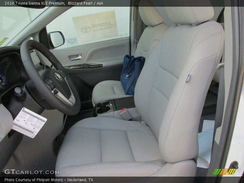 Blizzard Pearl / Ash 2016 Toyota Sienna XLE Premium