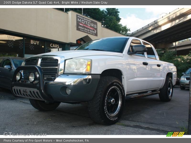 Bright White / Medium Slate Gray 2005 Dodge Dakota SLT Quad Cab 4x4