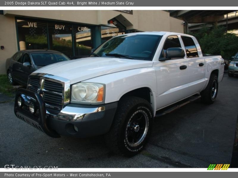 Bright White / Medium Slate Gray 2005 Dodge Dakota SLT Quad Cab 4x4