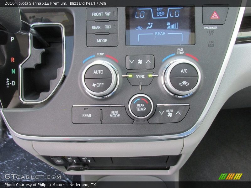 Blizzard Pearl / Ash 2016 Toyota Sienna XLE Premium