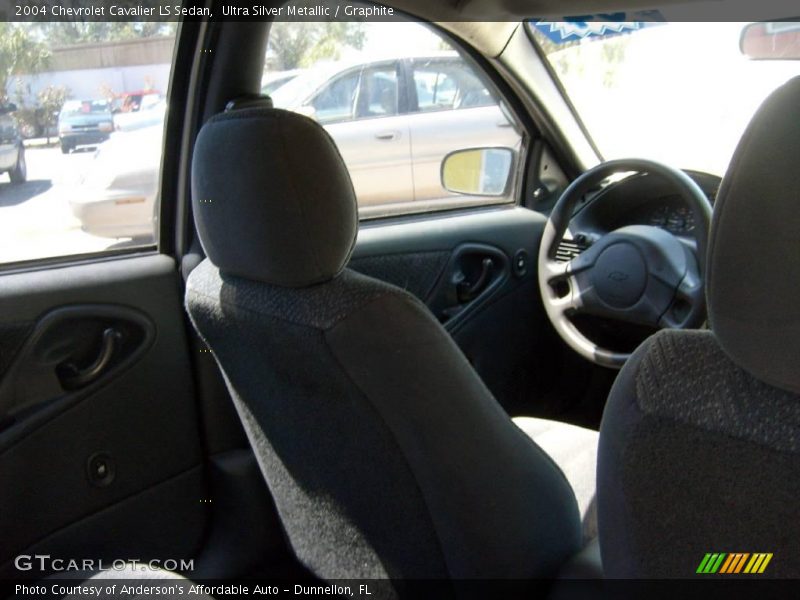 Ultra Silver Metallic / Graphite 2004 Chevrolet Cavalier LS Sedan