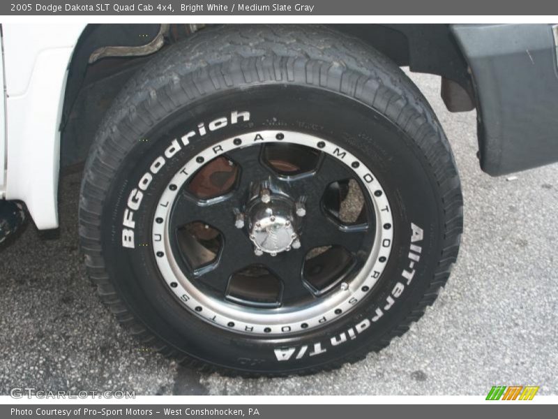 Bright White / Medium Slate Gray 2005 Dodge Dakota SLT Quad Cab 4x4