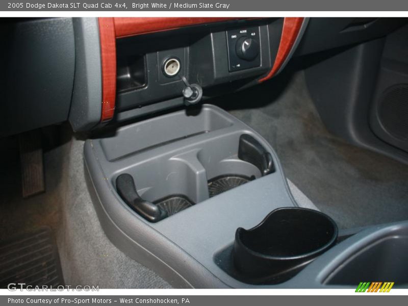 Bright White / Medium Slate Gray 2005 Dodge Dakota SLT Quad Cab 4x4