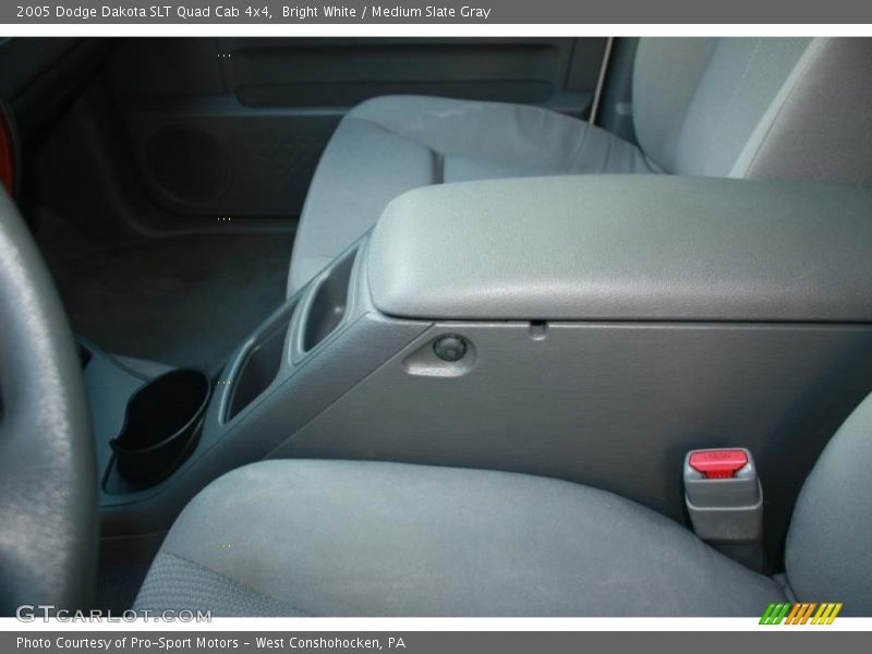 Bright White / Medium Slate Gray 2005 Dodge Dakota SLT Quad Cab 4x4