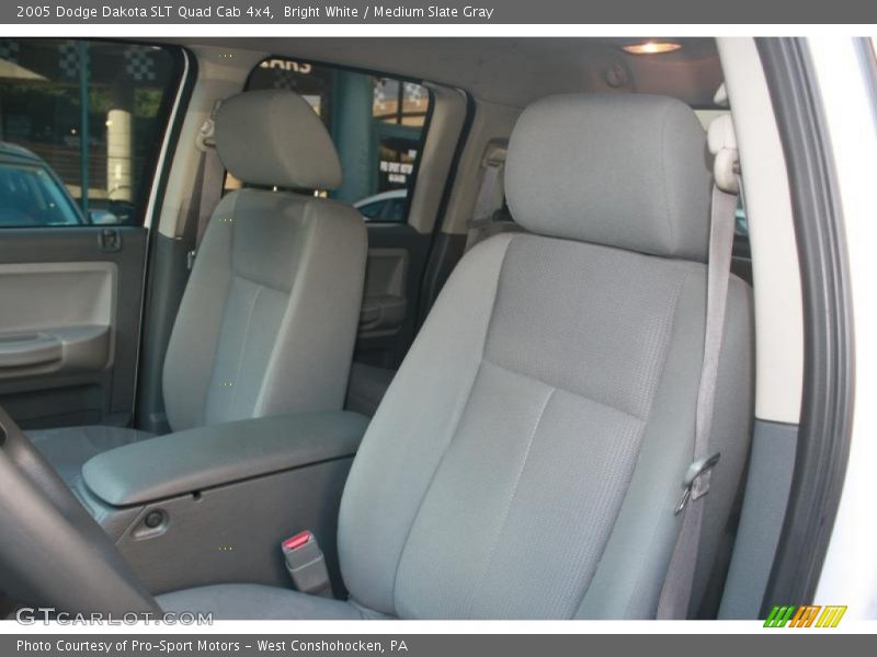 Bright White / Medium Slate Gray 2005 Dodge Dakota SLT Quad Cab 4x4