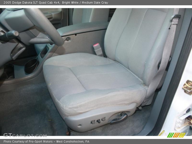 Bright White / Medium Slate Gray 2005 Dodge Dakota SLT Quad Cab 4x4