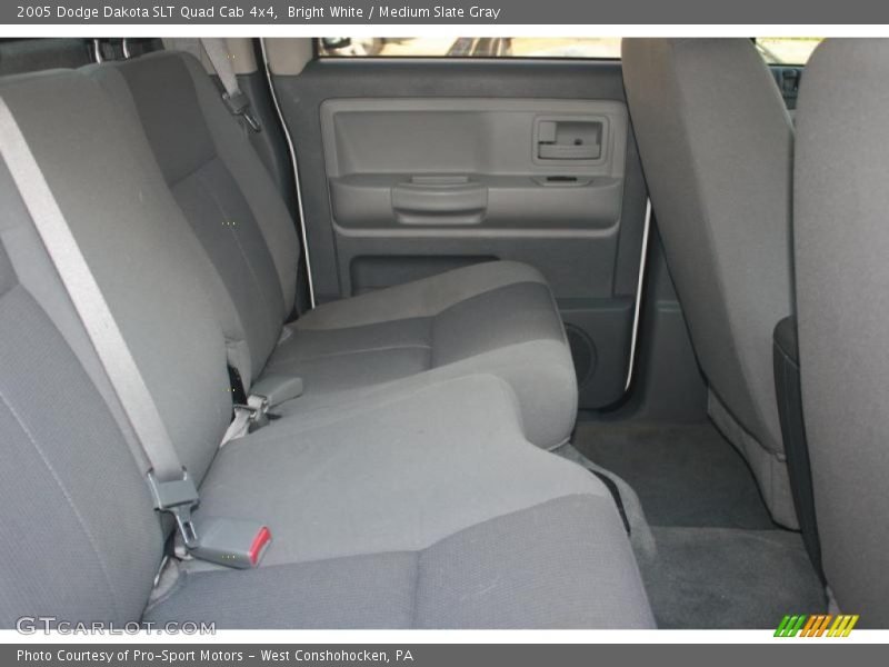 Bright White / Medium Slate Gray 2005 Dodge Dakota SLT Quad Cab 4x4