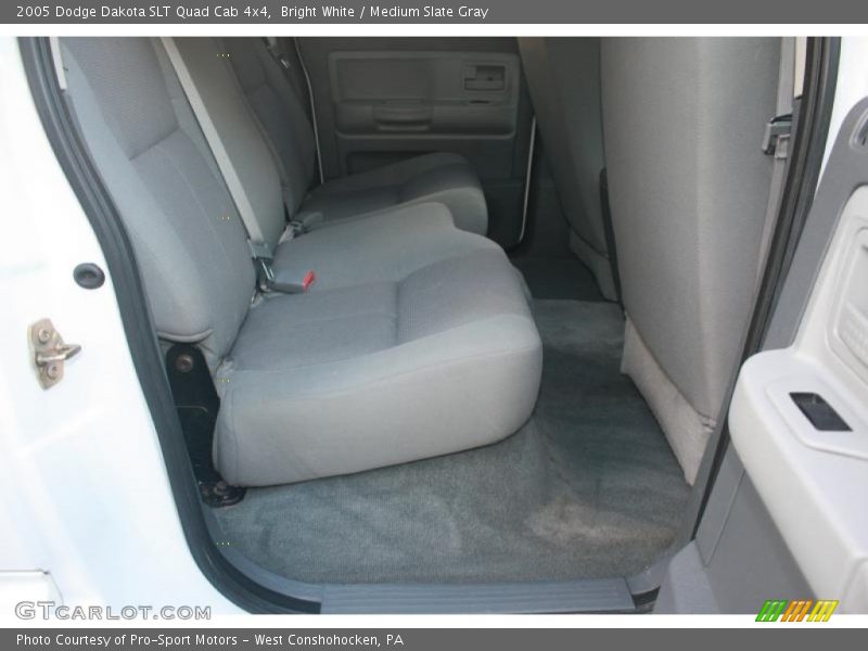 Bright White / Medium Slate Gray 2005 Dodge Dakota SLT Quad Cab 4x4