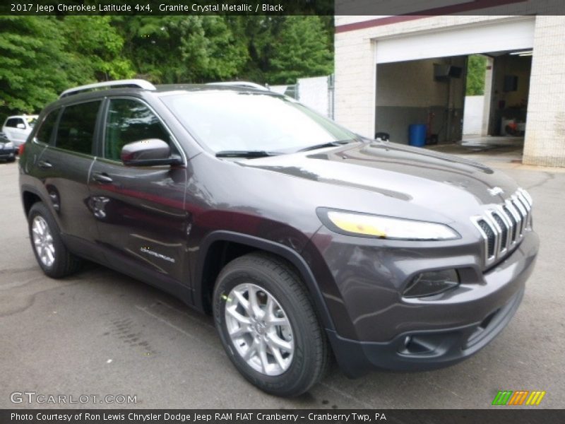 Granite Crystal Metallic / Black 2017 Jeep Cherokee Latitude 4x4