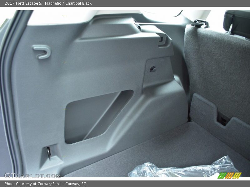 Magnetic / Charcoal Black 2017 Ford Escape S