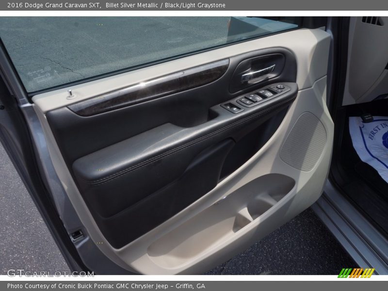 Billet Silver Metallic / Black/Light Graystone 2016 Dodge Grand Caravan SXT