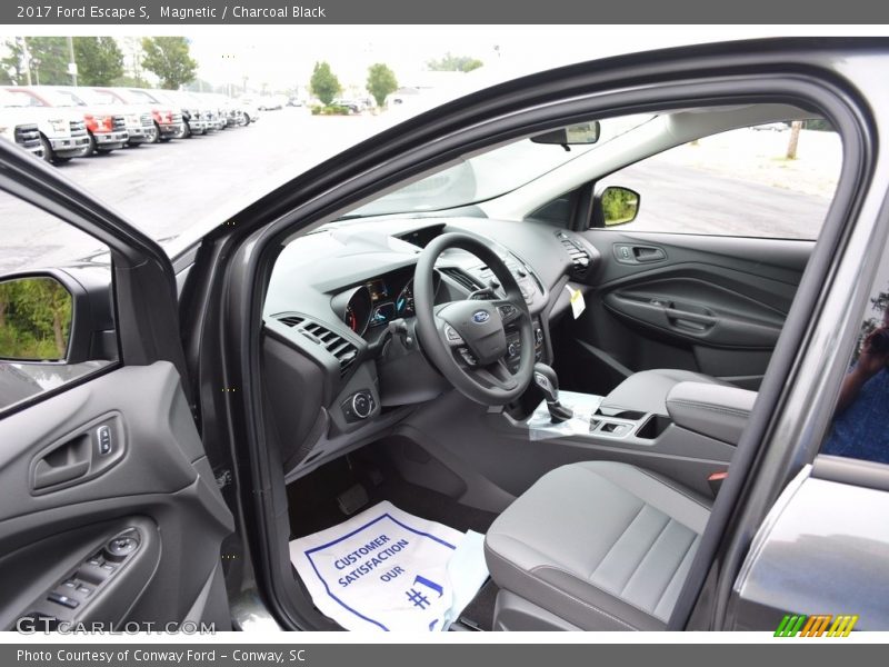 Magnetic / Charcoal Black 2017 Ford Escape S