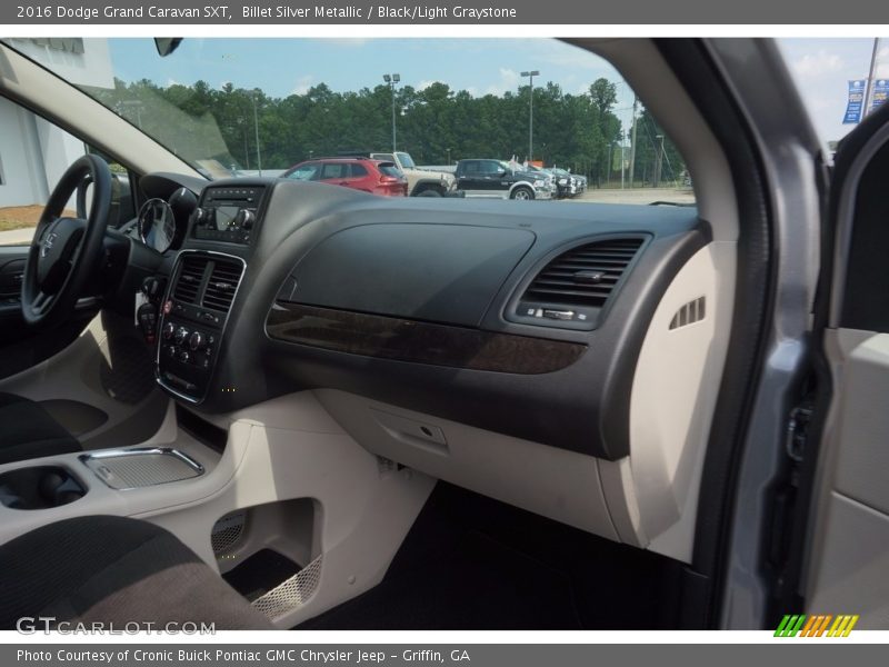 Billet Silver Metallic / Black/Light Graystone 2016 Dodge Grand Caravan SXT