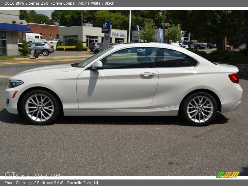 Alpine White / Black 2016 BMW 2 Series 228i xDrive Coupe