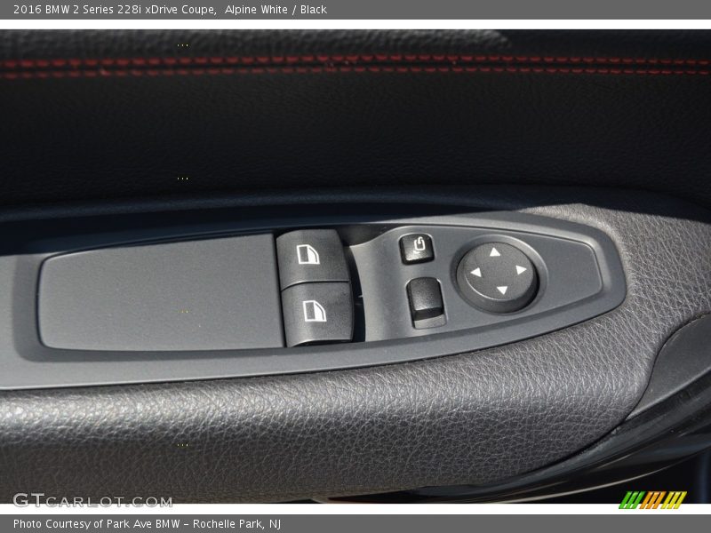 Alpine White / Black 2016 BMW 2 Series 228i xDrive Coupe