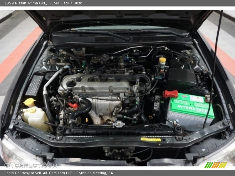 Super Black / Dusk 1999 Nissan Altima GXE