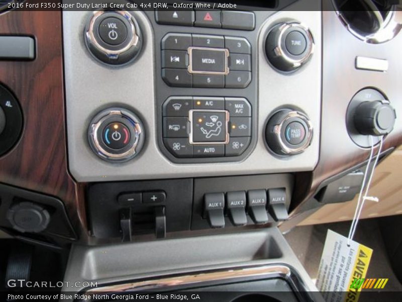 Oxford White / Adobe 2016 Ford F350 Super Duty Lariat Crew Cab 4x4 DRW