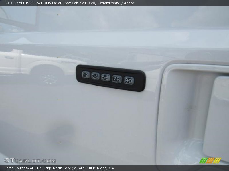 Oxford White / Adobe 2016 Ford F350 Super Duty Lariat Crew Cab 4x4 DRW
