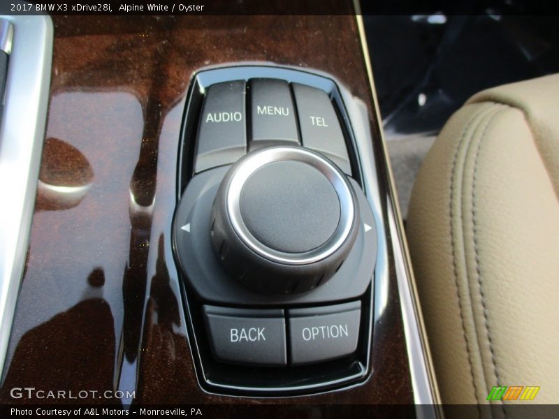 Alpine White / Oyster 2017 BMW X3 xDrive28i