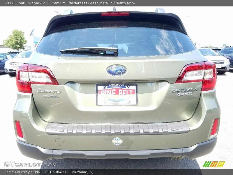 Wilderness Green Metallic / Warm Ivory 2017 Subaru Outback 2.5i Premium