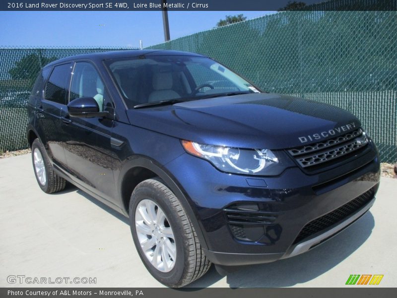 Loire Blue Metallic / Cirrus 2016 Land Rover Discovery Sport SE 4WD