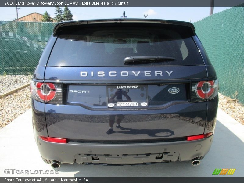 Loire Blue Metallic / Cirrus 2016 Land Rover Discovery Sport SE 4WD